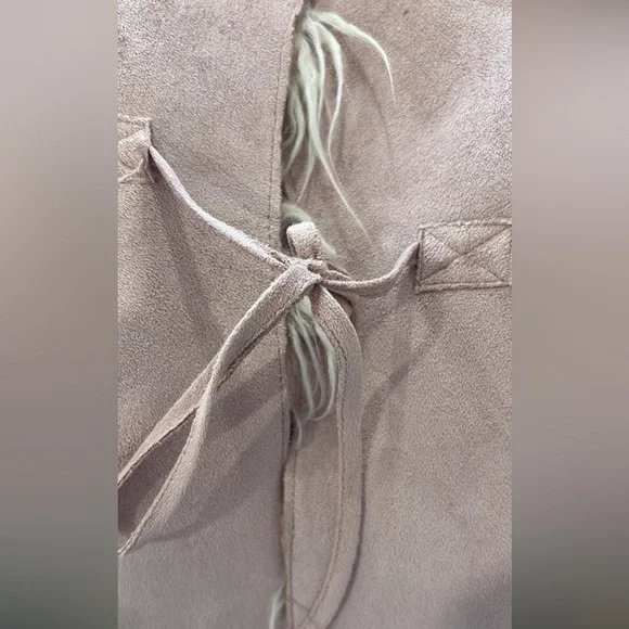 Brandon Thomas Blush Teddy Jacket with Faux Fur Trim - Picture 6 of 6